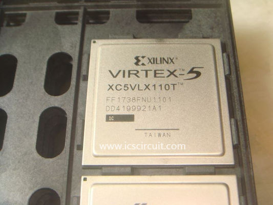 元のプログラム可能なICの破片/XCS30-4TQG144Cスパルタ式XL FPGA家族RoHS