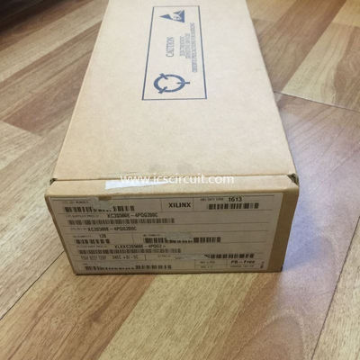 クールランナー XPLA3プログラム可能なICの破片CPLD XCR3128XL-7VQ100I