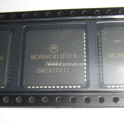 回路MC68HC811E2FNのマイクロチップMCUの電気構成のマイクロ制御回路